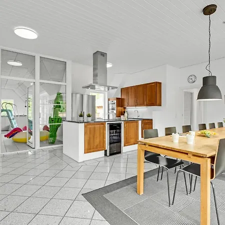 Awesome In With Kitchen